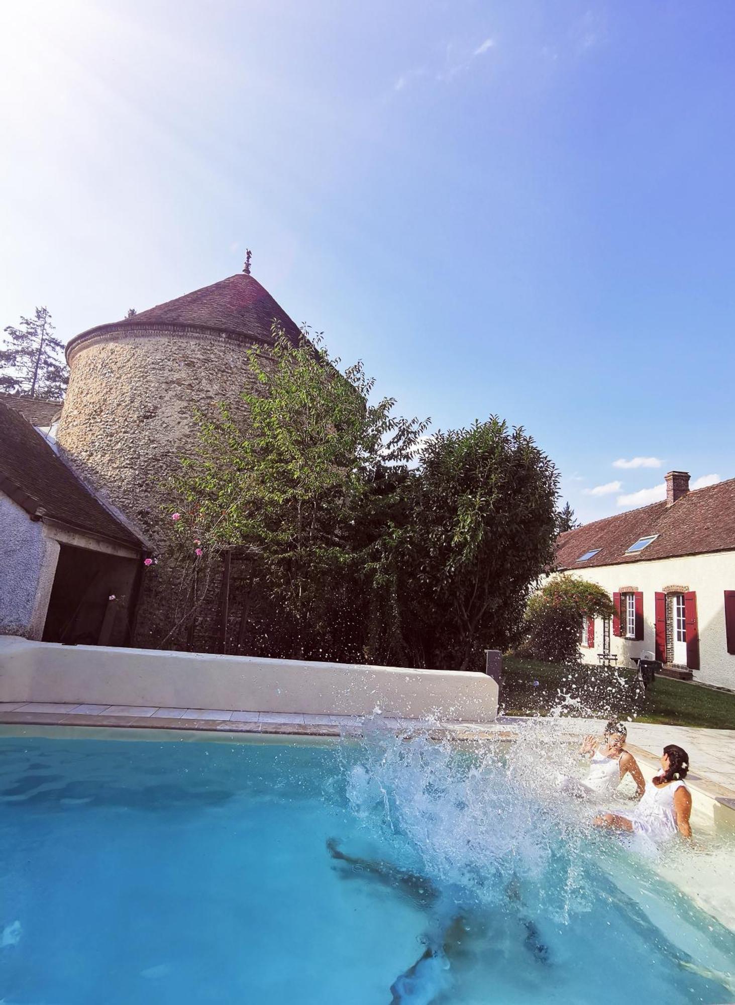 Domaine De Tardais, Ideal Famille Avec Piscine Et Nombreux Loisirs Senonches Exterior photo